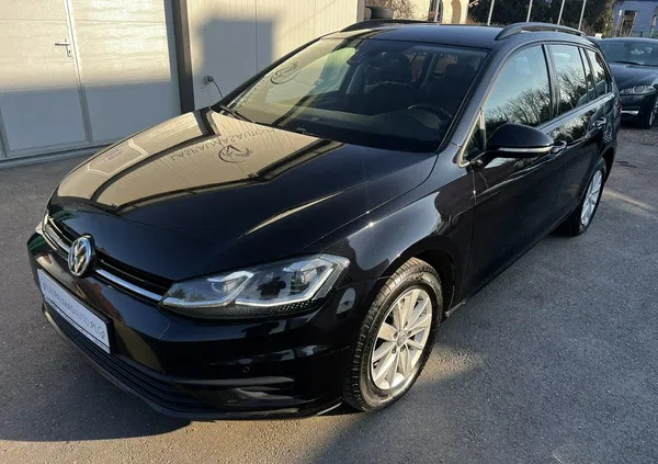 samochody osobowe Volkswagen Golf cena 52500 przebieg: 150000, rok produkcji 2017 z Zwoleń